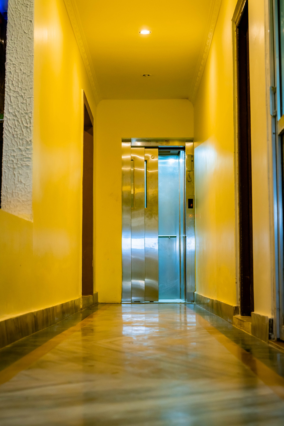 Modern Elevator