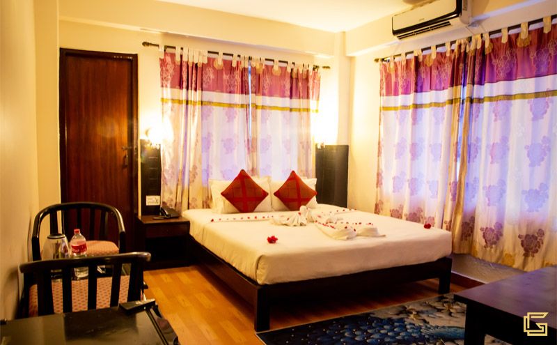Deluxe Double Room with Lake View